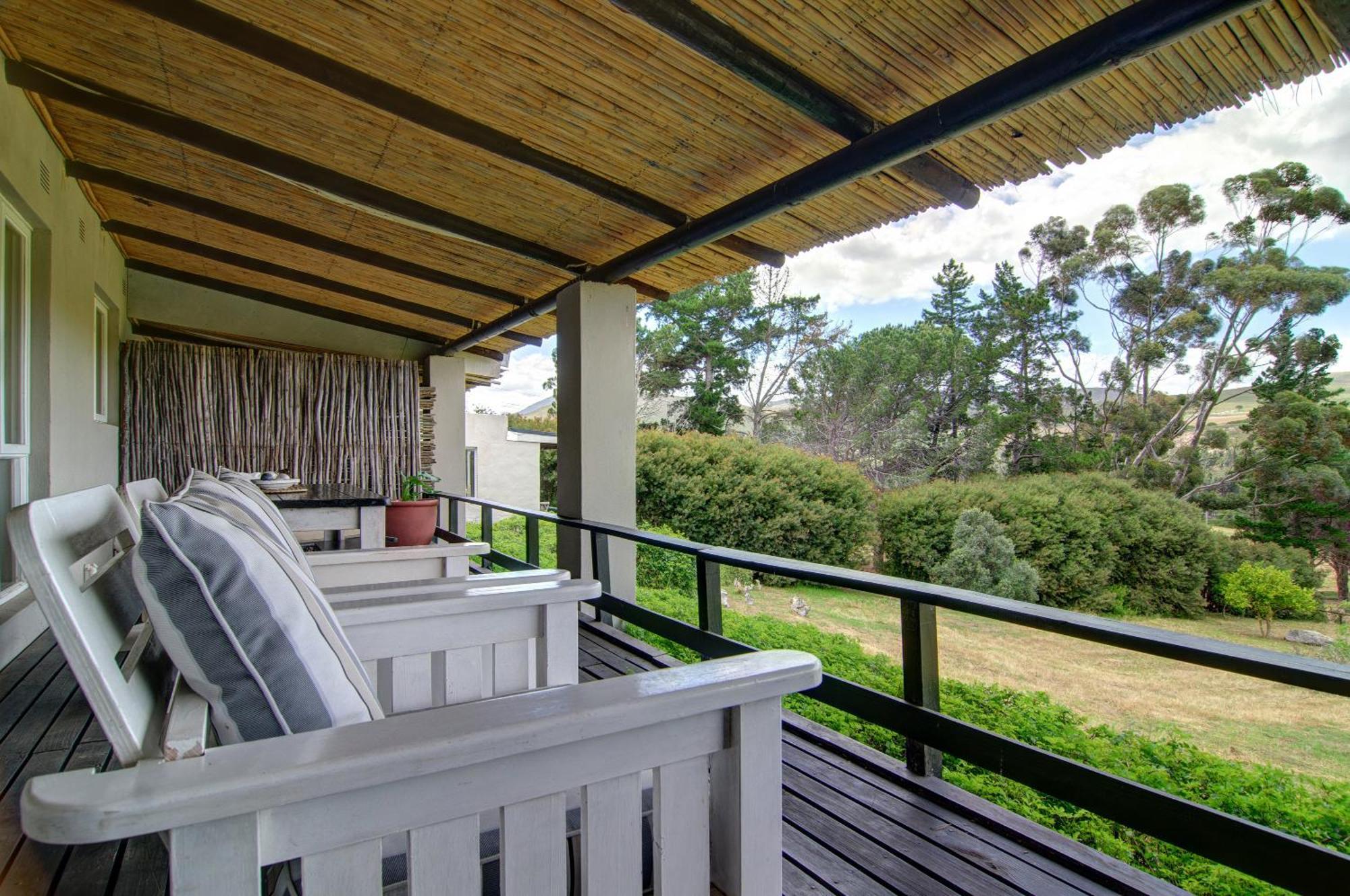 Blue Gum Country Estate Bed & Breakfast Papiesvlei Exterior photo